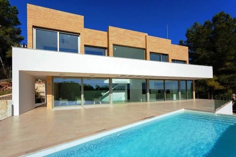 moderne-luxus-villa-mit-fantastischem-panoramablick-in-javea-an-der-costa-blanca