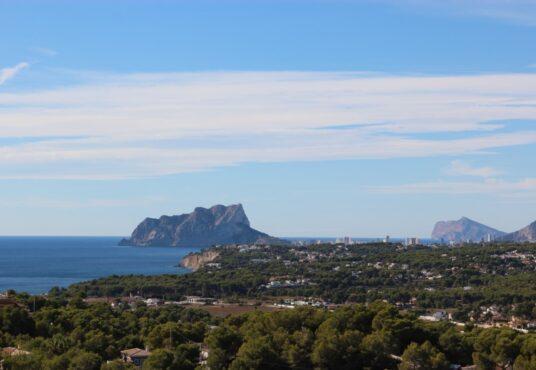 nach-suedwesten-ausgerichtete-villa-mit-meerblick-die-renovierung-ist-im-preis-enthalten-in-moraira-an-der-costa-blanca