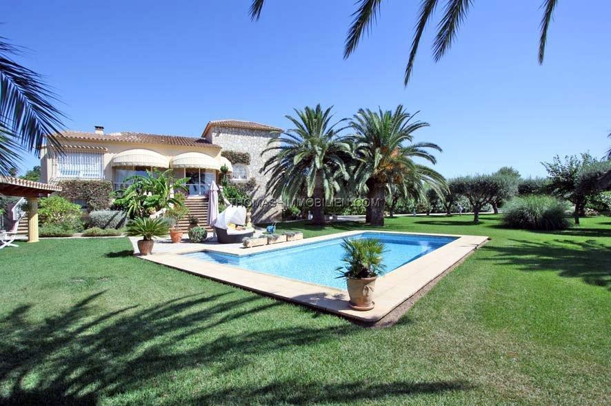 beeindruckende-villa-finca-mit-gaestehaus-und-pool-in-denia-an-der-costa-blanca