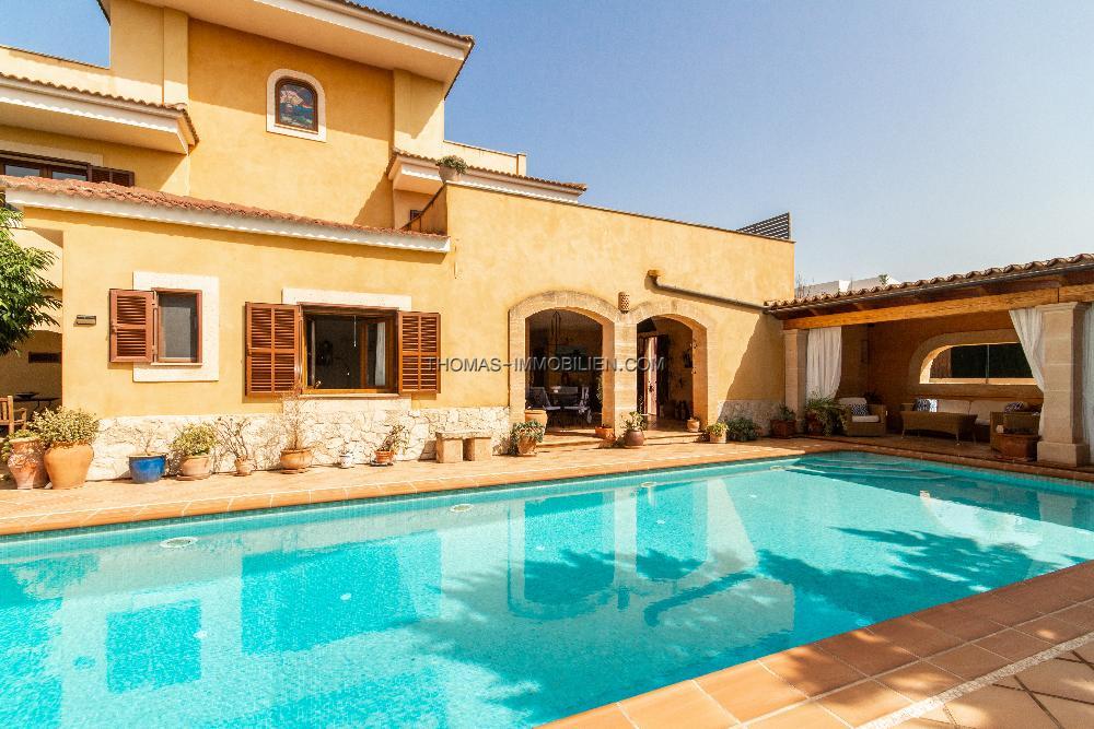 fantastisches-haus-mit-pool-garten-und-dachterrasse-in-las-palmeras-auf-mallorca