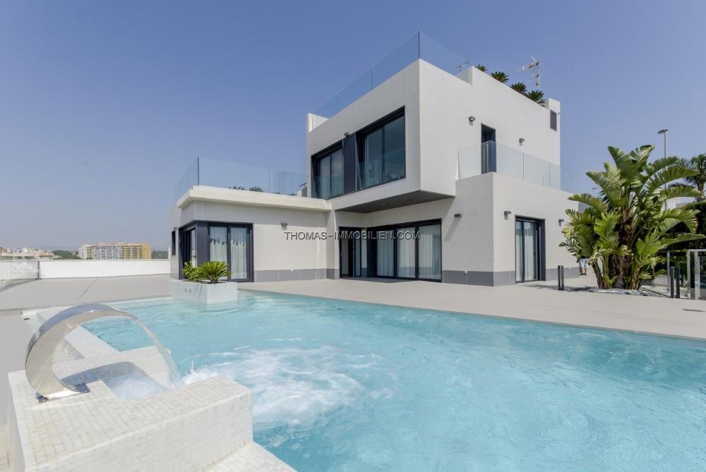 wunderschoene-neue-villa-mit-meerblick-und-nur-250-m-vom-strand-entfernt-in-orihuela-costa-spanien