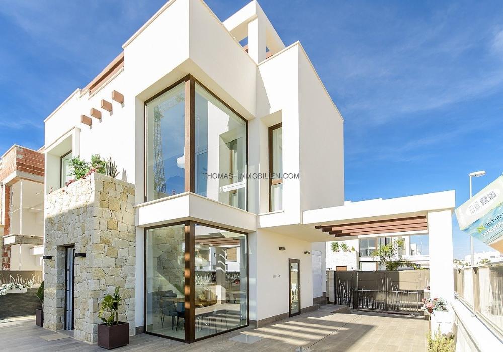 neubauvillen-mit-3-schlafzimmern-privaten-pool-und-garten-in-los-montesinos-spanien