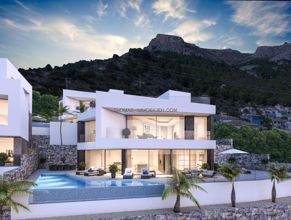 moderne-freistehende-luxusvilla-mit-atemberaubendem-meerblick-in-calpe-an-der-costa-blanca