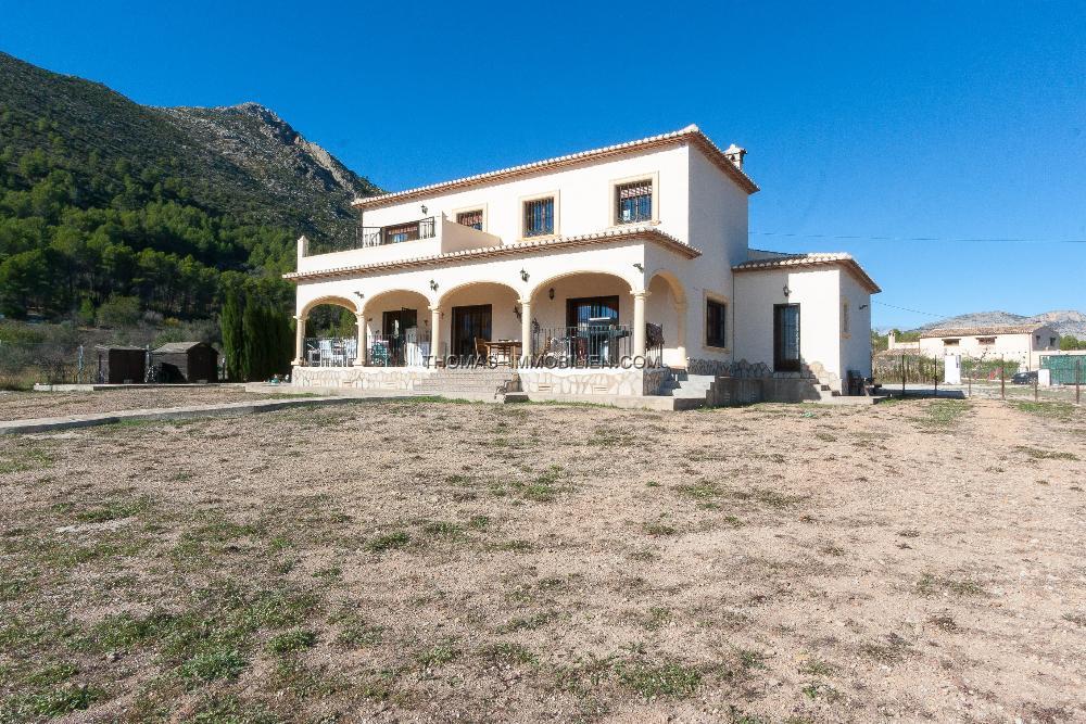 grosse-villa-in-murla-denia-costa-blanca