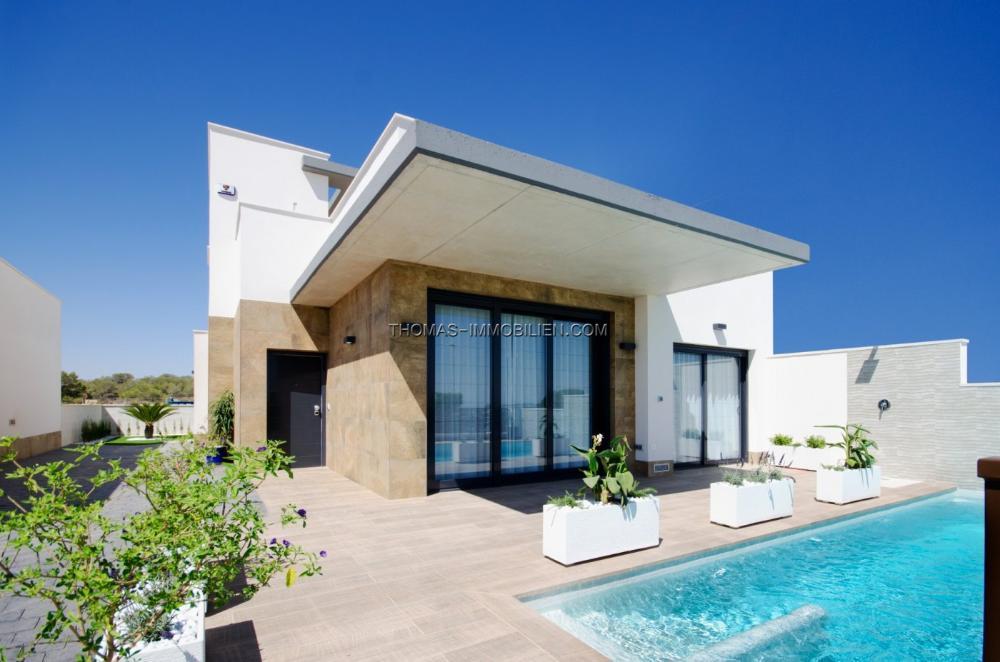 neubau-villa-mit-privaten-garten-und-pool-in-san-miguel-de-salinas-spanien