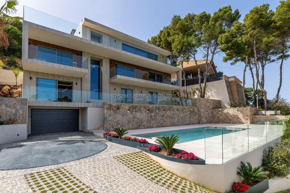 renovierte-villa-im-wunderschoenem-design-mit-meerblick-und-pool-in-santa-ponsa-auf-mallorca