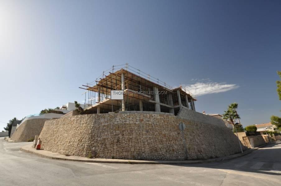 neubau-villa-mit-sehr-schoenem-meerblick-in-moraira-an-der-costa-blanca-in-spanien
