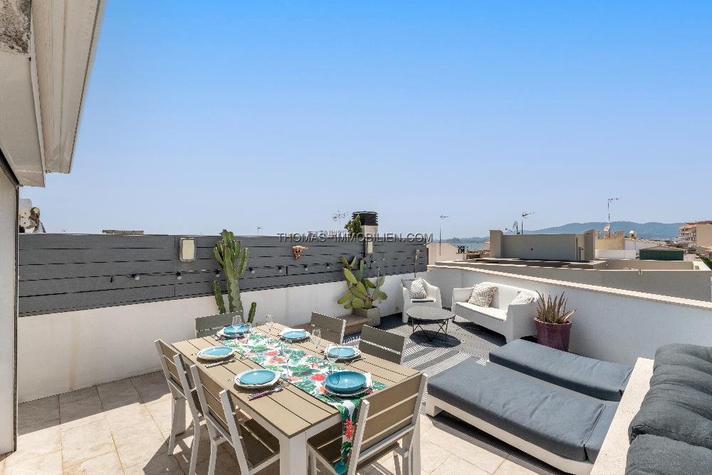 modernes-designerhaus-mit-dachterrasse-und-etwas-meerblick-in-molinar-baujahr-2016
