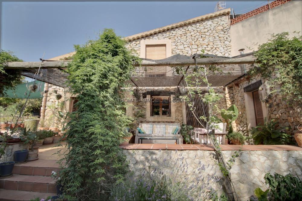 schoenes-charmantes-und-charaktervolles-doppelhaus-in-calvia-auf-mallorca