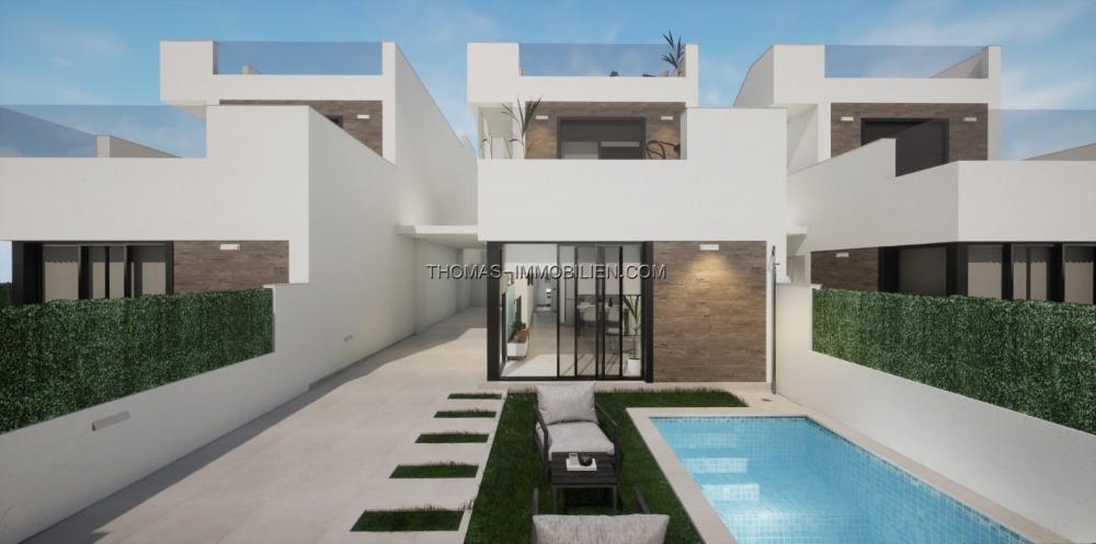 neu-gebauter-luxuskomplex-mit-10-villen-privatem-swimmingpool-sowie-ueberdachtem-garagenbereich-in-los-alcazares-spanien