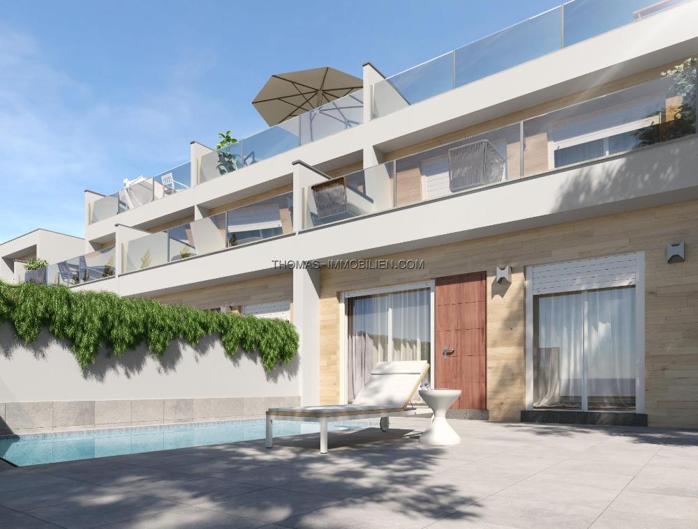 neubau-von-8-unabhaengigen-villen-und-doppelhaushaelften-in-san-pedro-pinatar-spanien