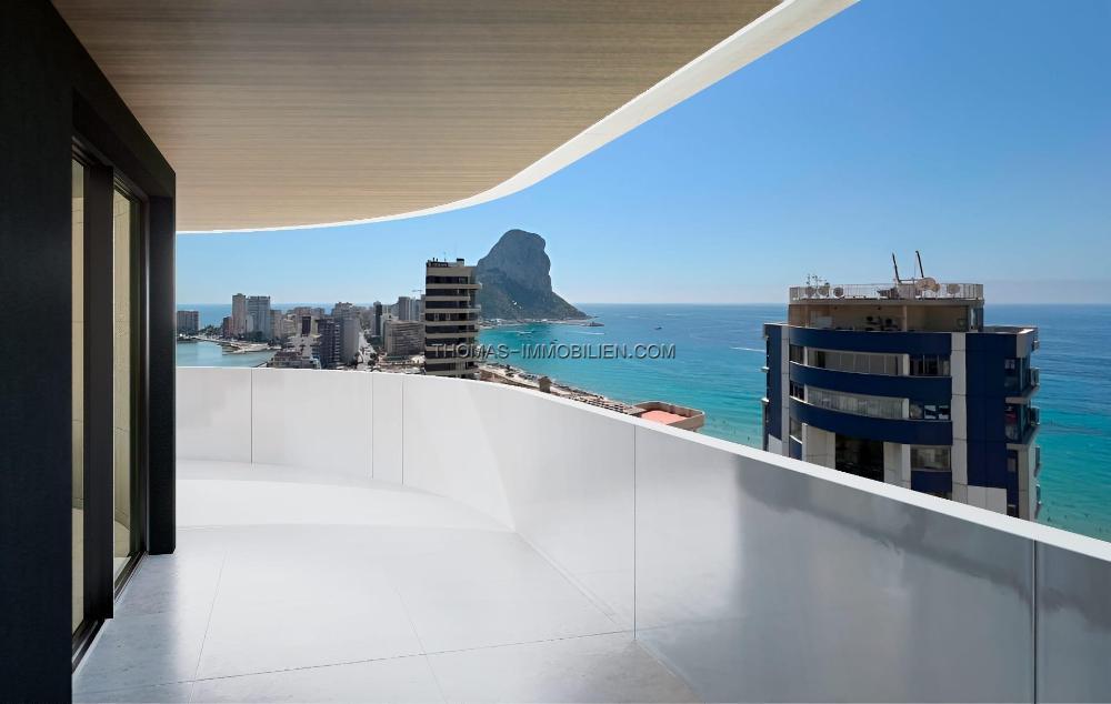 luxus-penthouse-nur-3-minuten-vom-strand-entfernt-in-calpe-an-der-costa-blanca