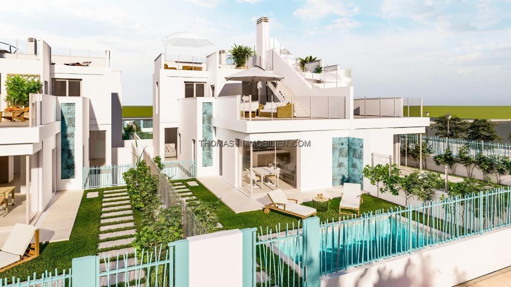 neubauvillen-in-der-naehe-von-la-serena-golf-und-dem-strand-in-los-alcazares-spanien