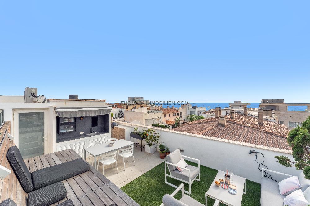 modernes-stadthaus-mit-sonniger-dachterrasse-und-meerblick-in-molinar-auf-mallorca
