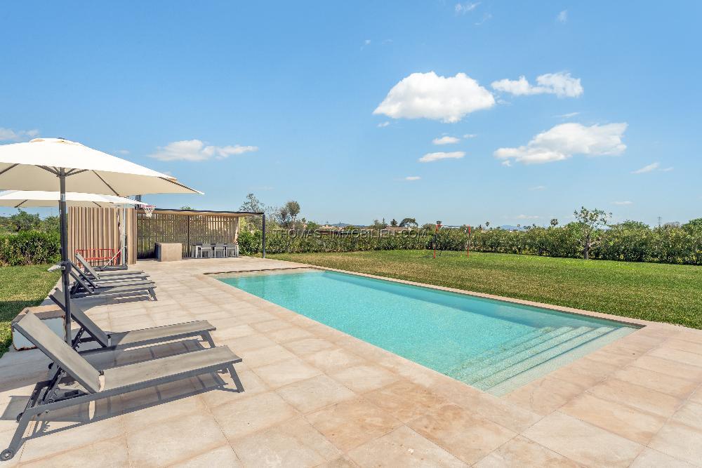 wunderschoene-finca-mit-aussergewoehnlicher-umgebung-in-marratxi-auf-mallorca