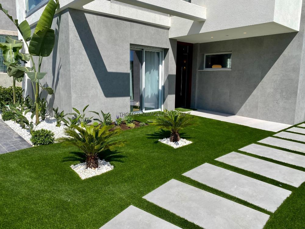 neue-minimalistische-designvillen-in-finestrat-an-der-costa-blanca