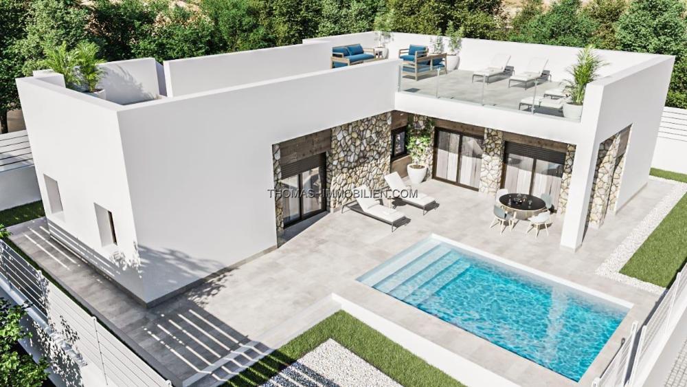 neu-gebaute-villen-in-pinoso-spanien