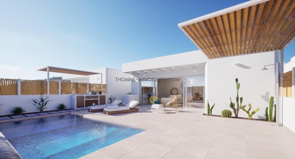 neubau-villen-im-ibiza-stil-mit-pool-in-los-alcazares-spanien
