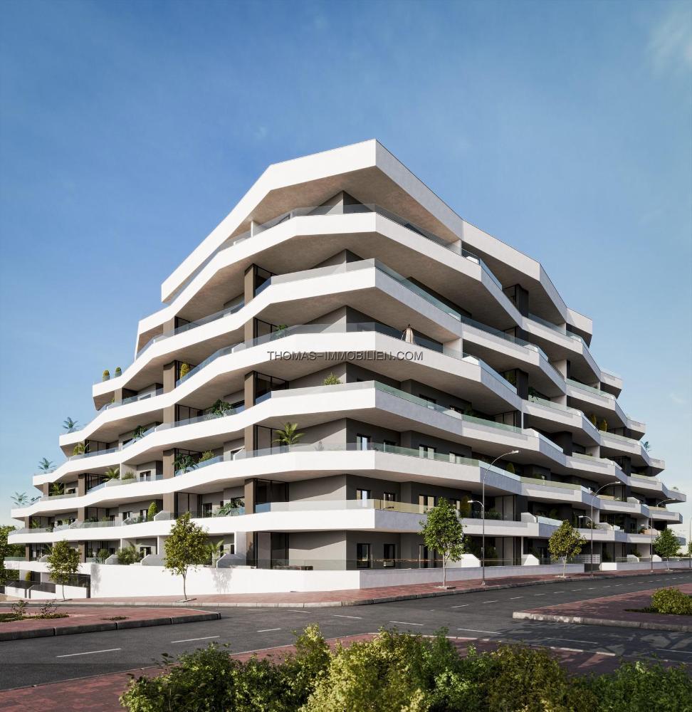 modernes-wohnen-in-der-neuen-wohnsiedlung-in-san-miguel-de-salinas-spanien