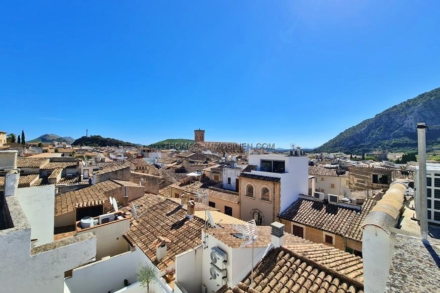 haus-mit-fantastischer-sonnenterrasse-und-360-panoramablick-auf-das-dorf-pollensa-auf-mallorca