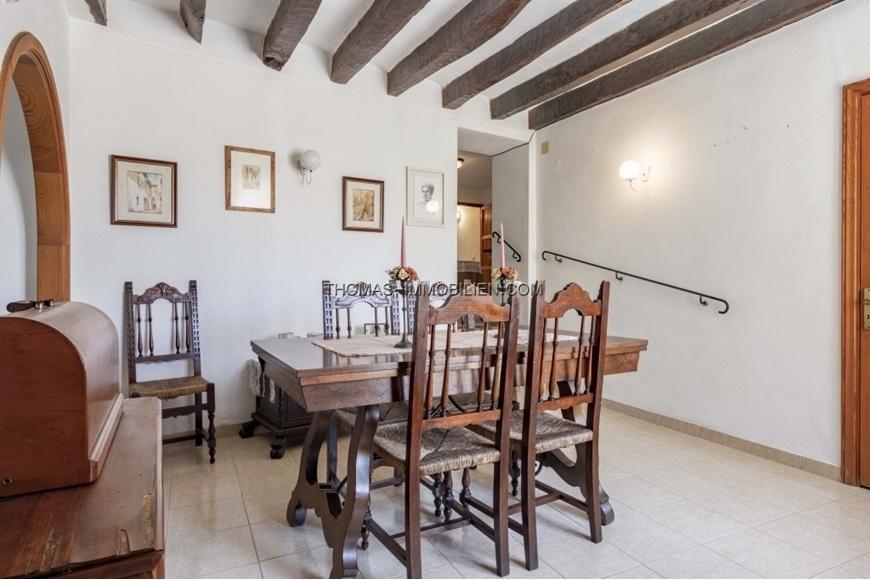 mallorquinisches-stadthaus-mit-potenzial-in-der-altstadt-von-pollensa-auf-mallorca