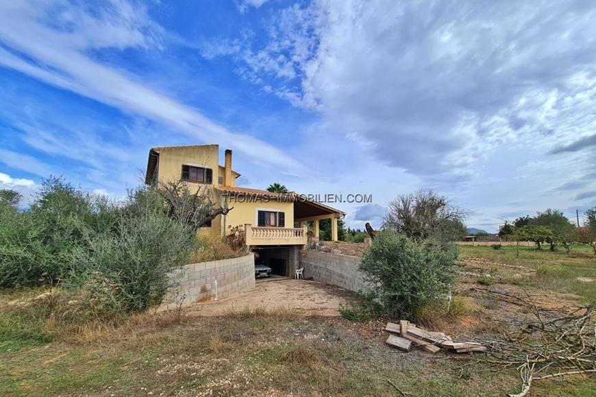rustikale-finca-auf-einem-sehr-grossem-grundstueck-in-der-umgebung-von-inca-auf-mallorca