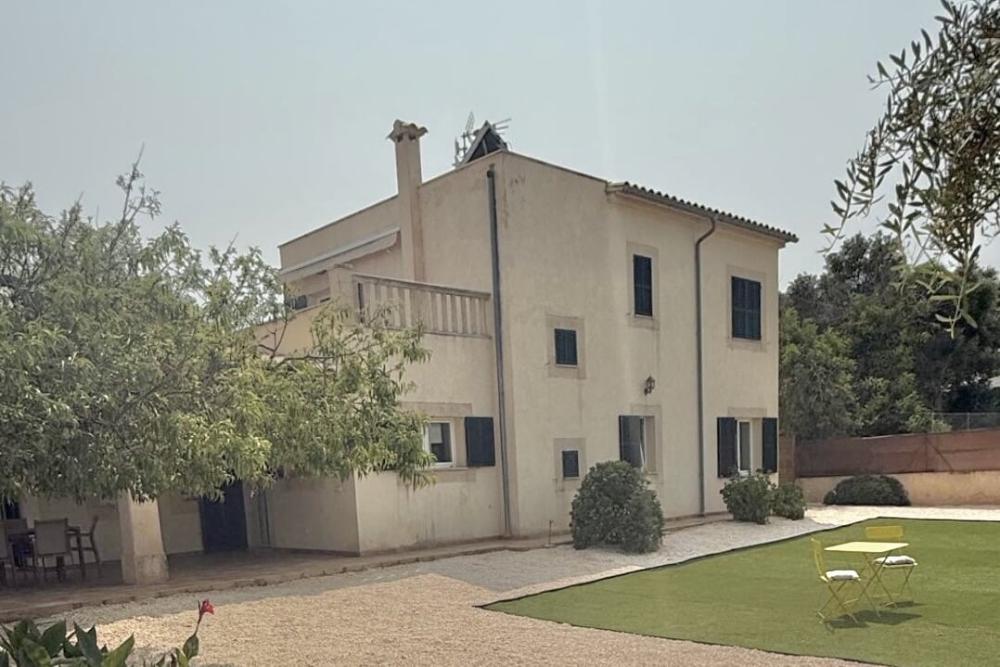 modernes-haus-mit-garten-in-sa-rapita-auf-mallorca-zur-miete