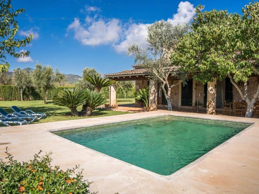 traditionell-renovierte-finca-in-binissale-auf-mallorca-zur-miete