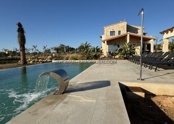 aussergewoehnliche-finca-mit-teilmeerblick-und-pool-in-santanyi-auf-mallorca-zur-miete