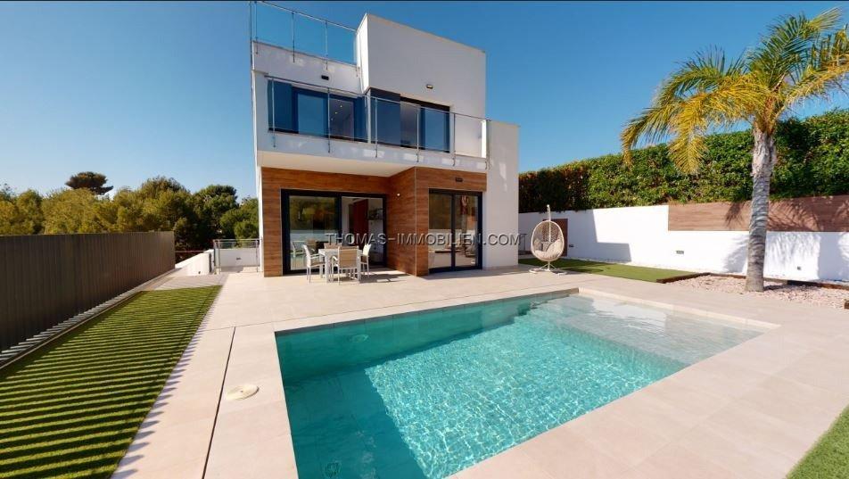 neubau-von-komfortablen-und-luxurioesen-villen-mit-privatem-pool-in-la-nucia-spanien