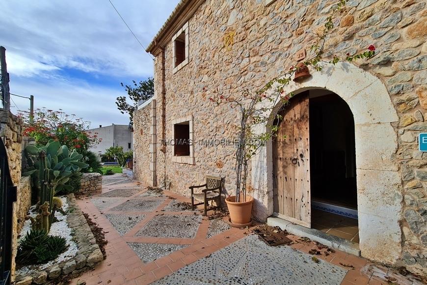 mallorquinisches-haus-mit-feriengenehmigung-in-buger-auf-mallorca