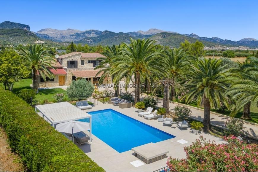 vollstaendig-renovierte-finca-mit-pool-auf-einem-8300-m-grossen-grundstueck-in-binissalem-auf-mallorca