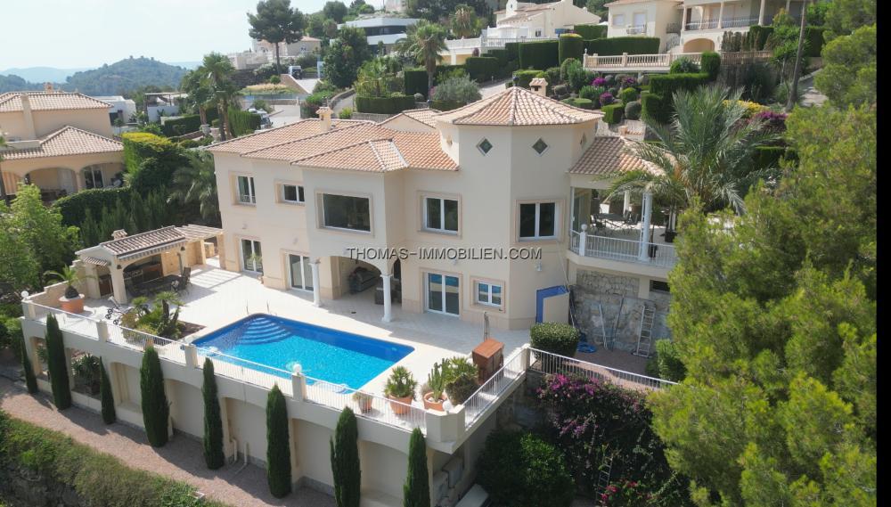 exklusive-villa-mit-traumhaftem-meer-und-golfblick-in-la-sella