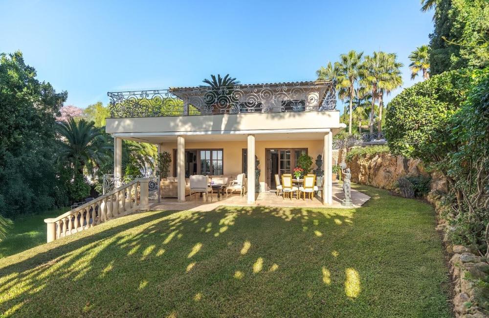 exklusive-villa-in-erster-meereslinie-mit-panoramablick-in-portals-nous-auf-mallorca-zur-miete