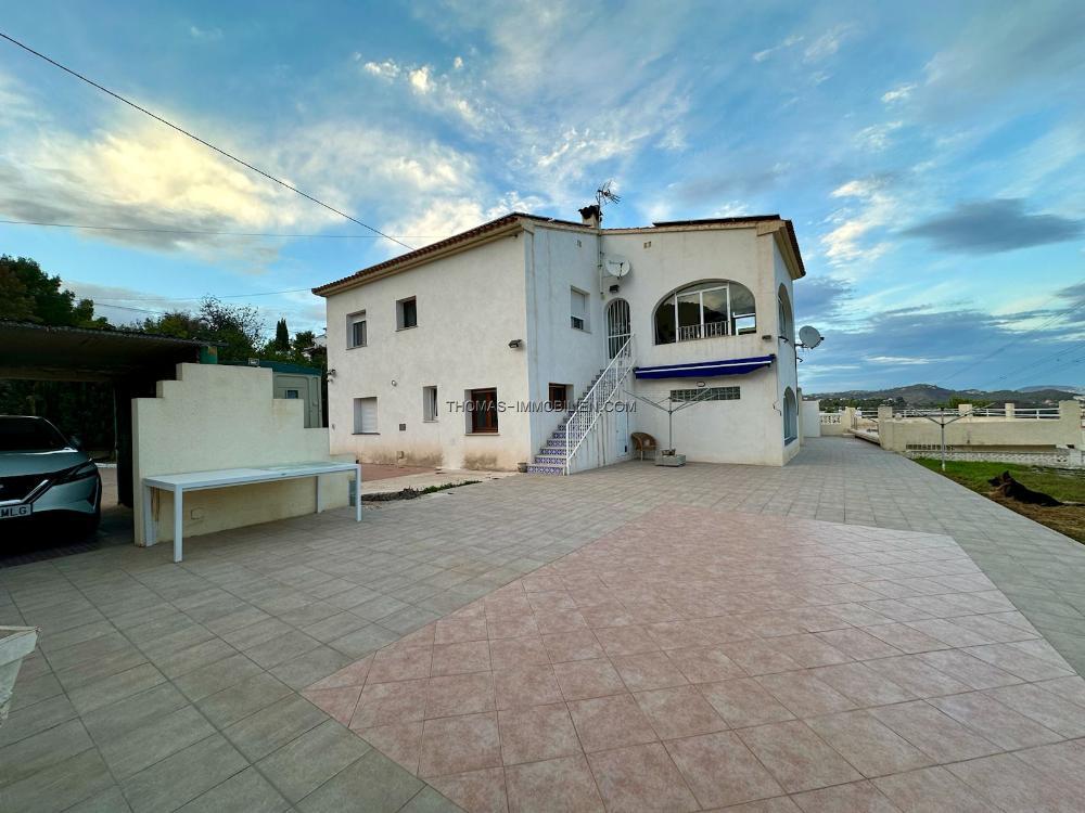 villa-mit-2-separaten-wohnungen-pool-und-meerblick-in-calpe-an-der-costa-blanca