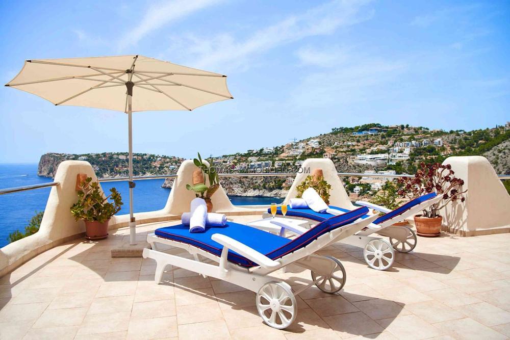 mediterrane-wohnung-mit-ferienvermietungslizenz-und-panoramablick-auf-das-meer-in-cala-llamp-port-andratx-mallorca