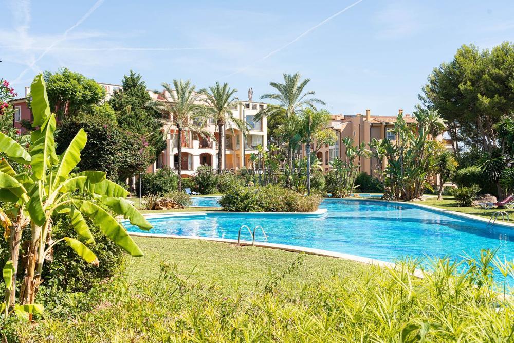 luxus-golfapartment-mit-gepflegtem-ausblick-in-santa-ponsa-auf-mallorca
