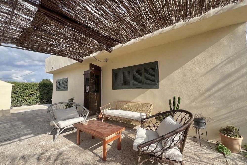 idyllisches-haus-mit-garten-in-der-naehe-von-playa-de-muro-auf-mallorca-zur-miete