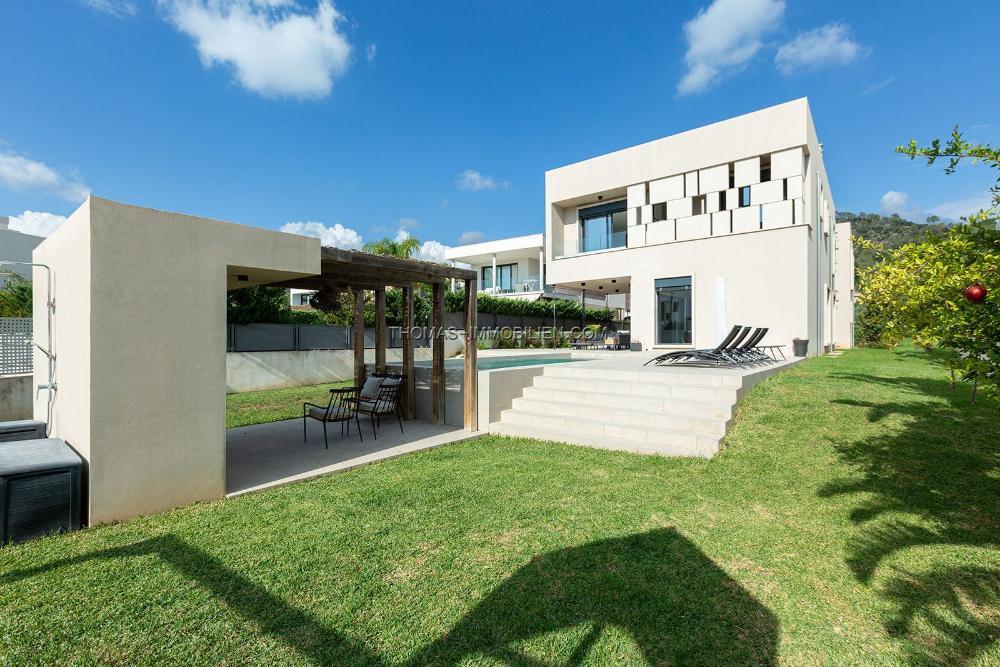 atemberaubende-villa-in-moderner-architektur-und-zeitloser-raffinesse-in-palma-auf-mallorca
