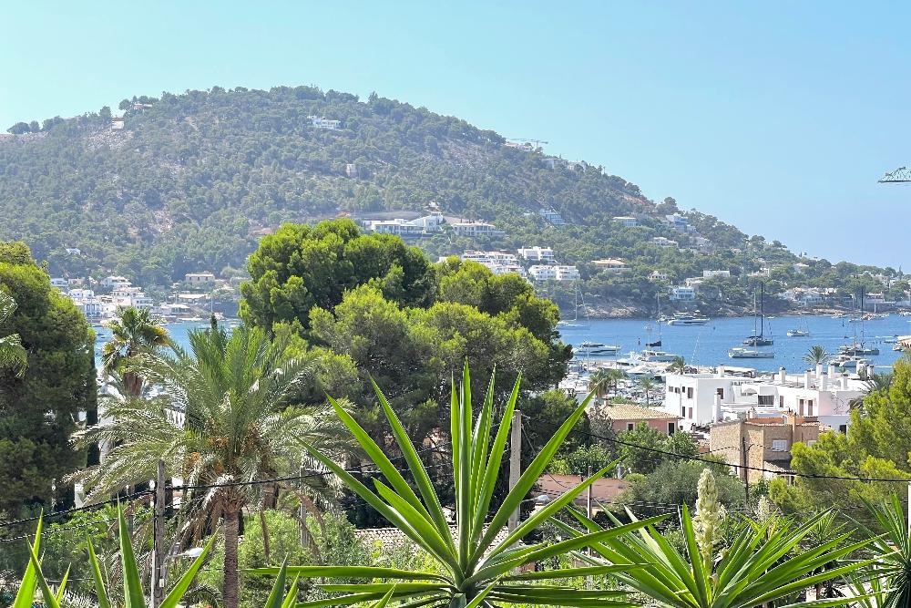 neue-meerblick-wohnung-komplett-neu-renoviert-kleine-gemeinschaft-mit-pool-ab-sofort-verfuegbar